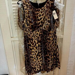 Leopard Dress with Coordinating Shawl Size 10P